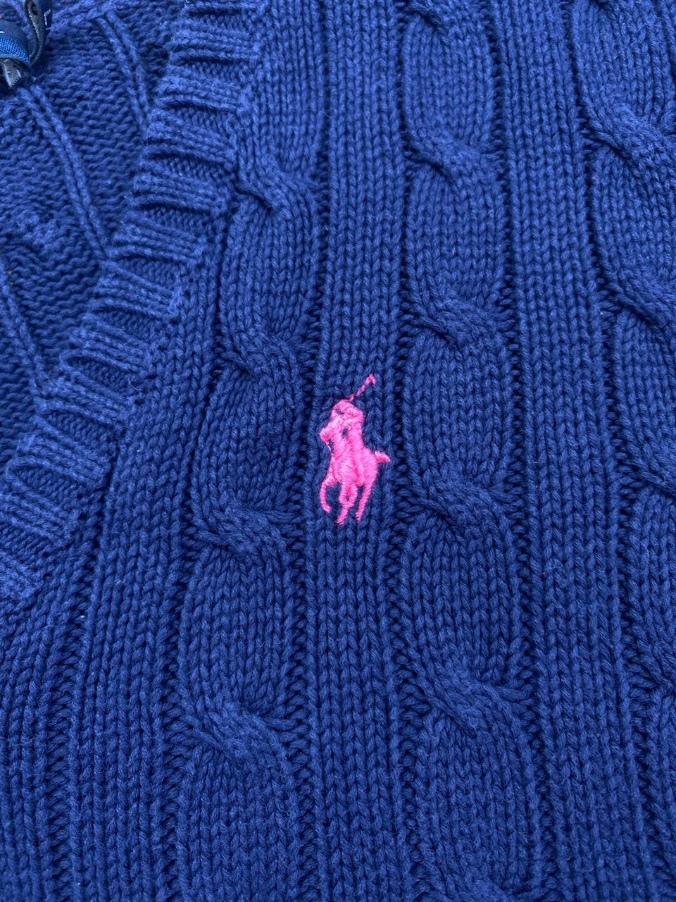 Pull Ralph Lauren col V torsadé bleu marine et rose – Femme L, photo 4